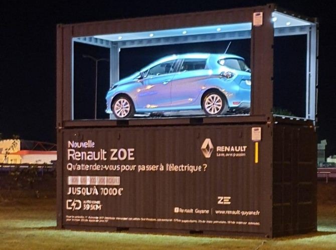 La nouvelle Renault Zoé électique en conteneur plate-forme auto à Cayenne
